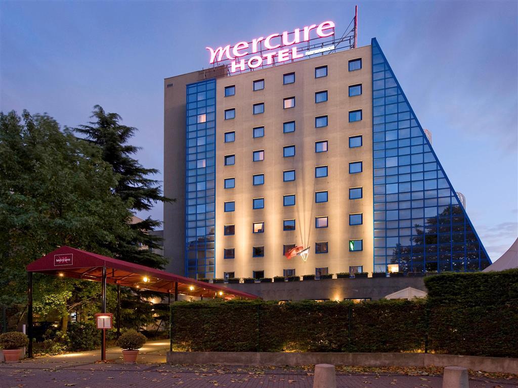 Mercure Paris Porte De Pantin Hotel Exterior photo